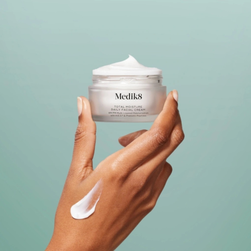 Крем для глибокого зволоження шкіри миттєвої дії Medik8 Total Moisture Daily Facial Cream