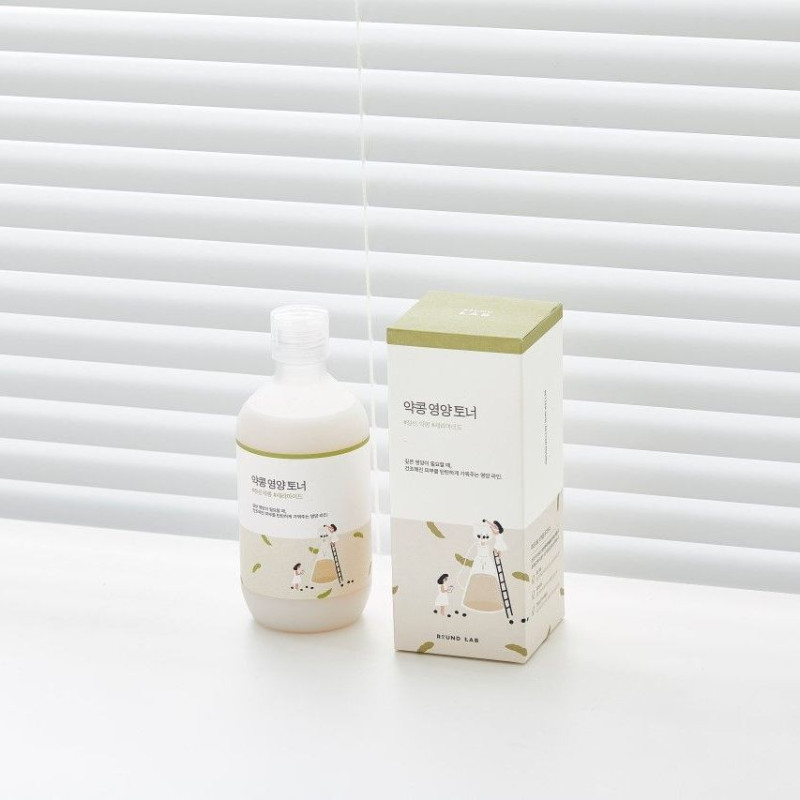 Поживний тонер з екстрактом чорних соєвих бобів ROUND LAB Soybean Nourishing Toner 300 ml