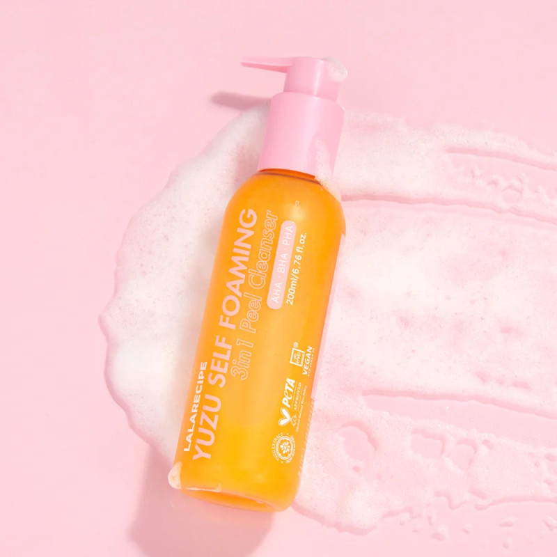 Освітлююча пінка 3-в-1 для вмивання з екстрактом юдзу LALARECIPE Yuzu Self Foaming 3in1 Cleanser 200 мл