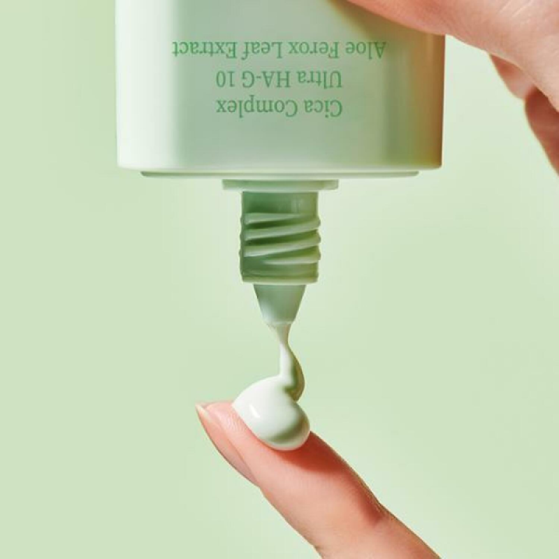 Сонцезахисна сироватка для обличчя Tocobo Cica Calming Sun Serum SPF50+ PA++++, 50ml